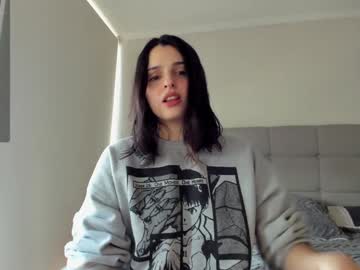 webcam girl yourfreakygirl live cam image #10377443