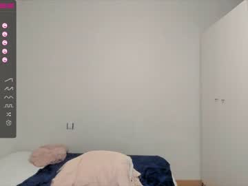 webcam girl deniseone live cam image #4405495