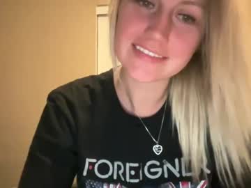 webcam girl smexxii93 live cam image #10080327