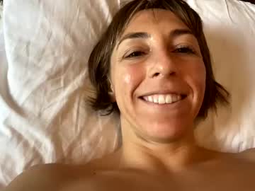 webcam girl madi_marieee live cam image #680217