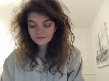 webcam girl ocean_eyess_ live cam image #2061989