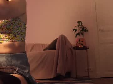 webcam girl sasha_ursx live cam image #619727