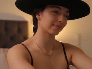 webcam girl naughtysammx live cam image #10169071