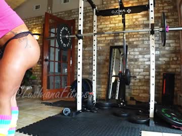 webcam tranny lushianafitness live cam image #11176354