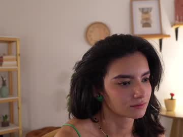 webcam girl urcutelinda live cam image #10042582