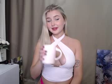 webcam girl cute18cute live cam image #7366872
