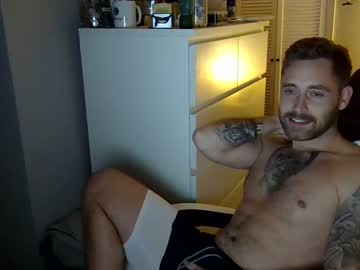 webcam man greyjoggers live cam image #3935621