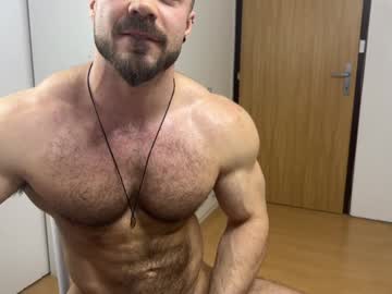 webcam man wannaseeyourface live cam image #11672894