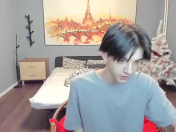 webcam man yoo_dee_ohh live cam image #4765518