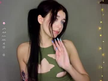 webcam girl minirini live cam image #7260187