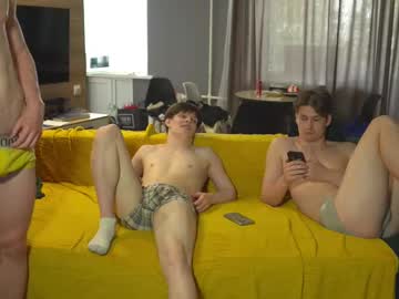 webcam man _sopranos_ live cam image #12881346