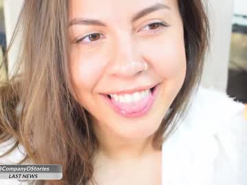 webcam girl daily_stories live cam image #8679094