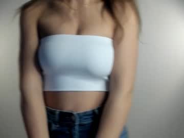 webcam girl brittcubitt live cam image #8602074