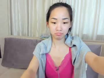webcam couple min_cha live cam image #2460338