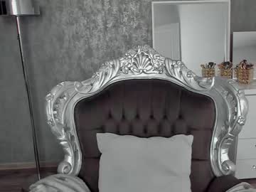 webcam girl moniqueeass live cam image #1983982