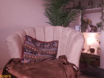 webcam girl cooper_reds live cam image #10032468