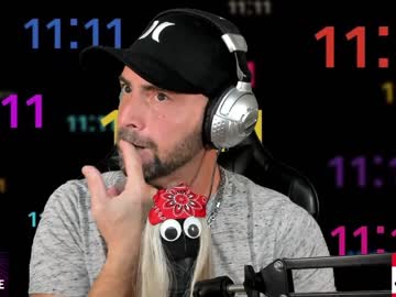 webcam man whaaaaaaaat live cam image #1269726