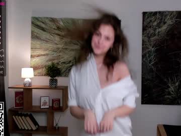 webcam girl a_whole_eternity live cam image #8653283