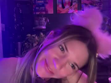 webcam girl oliviahansleyy live cam image #12186039