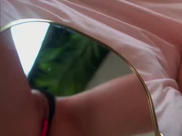 webcam girl myliss live cam image #12537737