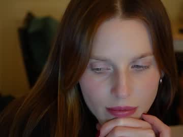 webcam girl ellaa91 live cam image #4289315