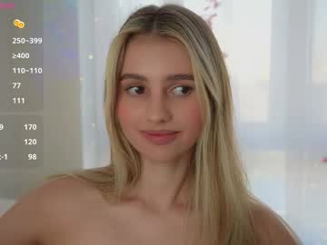 webcam girl fluffy_angel live cam image #10659329