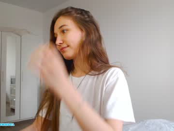 webcam girl ambertan1 live cam image #2643033