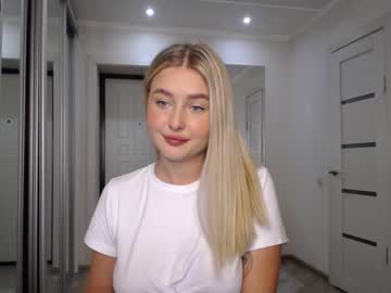 webcam girl cute18cute live cam image #7444347