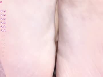 webcam girl jelli_jennifer live cam image #10276684