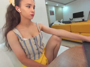 webcam girl ehotlovea live cam image #3725329