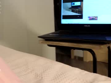 webcam girl ronny_ponny live cam image #7961996