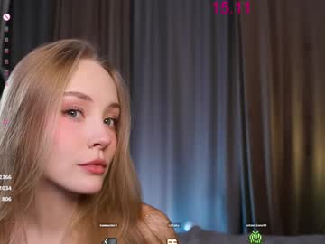 webcam girl lissa_meooow live cam image #11049491