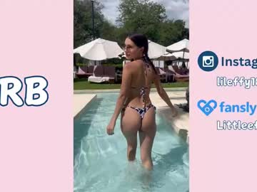 webcam girl little_effy18_ live cam image #12092372