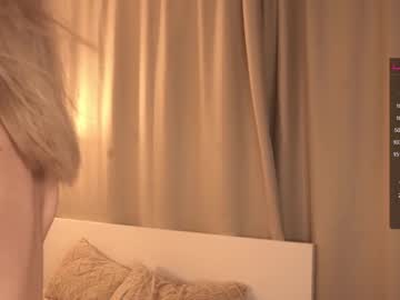webcam girl remozza live cam image #10360047