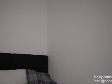 webcam girl honeyyykate live cam image #9588120