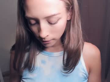 webcam girl wave_of_happy_ live cam image #7341103