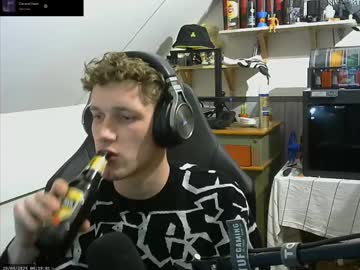 webcam man anythingrp live cam image #12239426