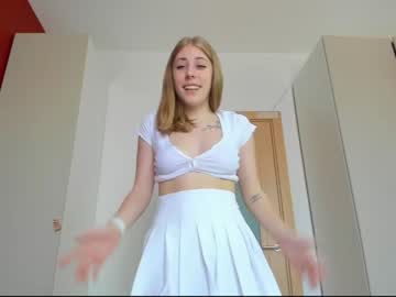 webcam girl _strawbeerry_ live cam image #5859941