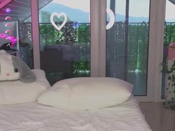 webcam girl yononeey live cam image #13014586