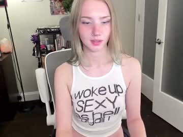 webcam girl eve003300 live cam image #10352987