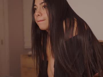 webcam girl _lasuescun live cam image #11046120