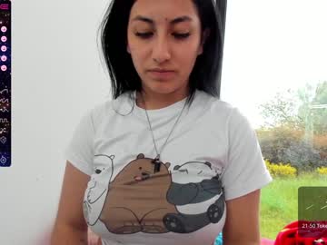webcam girl lorian18 live cam image #3725964