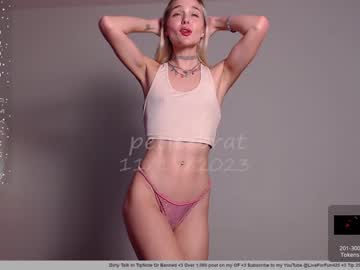 webcam girl petitebrat live cam image #7679709