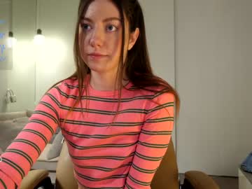 webcam girl ronny_ponny live cam image #4957189