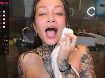 webcam girl nickyneck live cam image #2794870