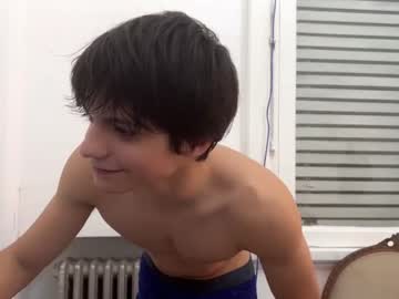 webcam man sasukeuhchia live cam image #2535740