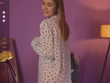 webcam girl alisia_spinnet live cam image #7982638