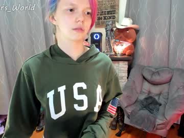 webcam girl murbears_world live cam image #3087452