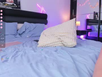 webcam girl yourpie_ash live cam image #9885371