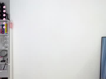 webcam girl ella__sweety live cam image #8631166